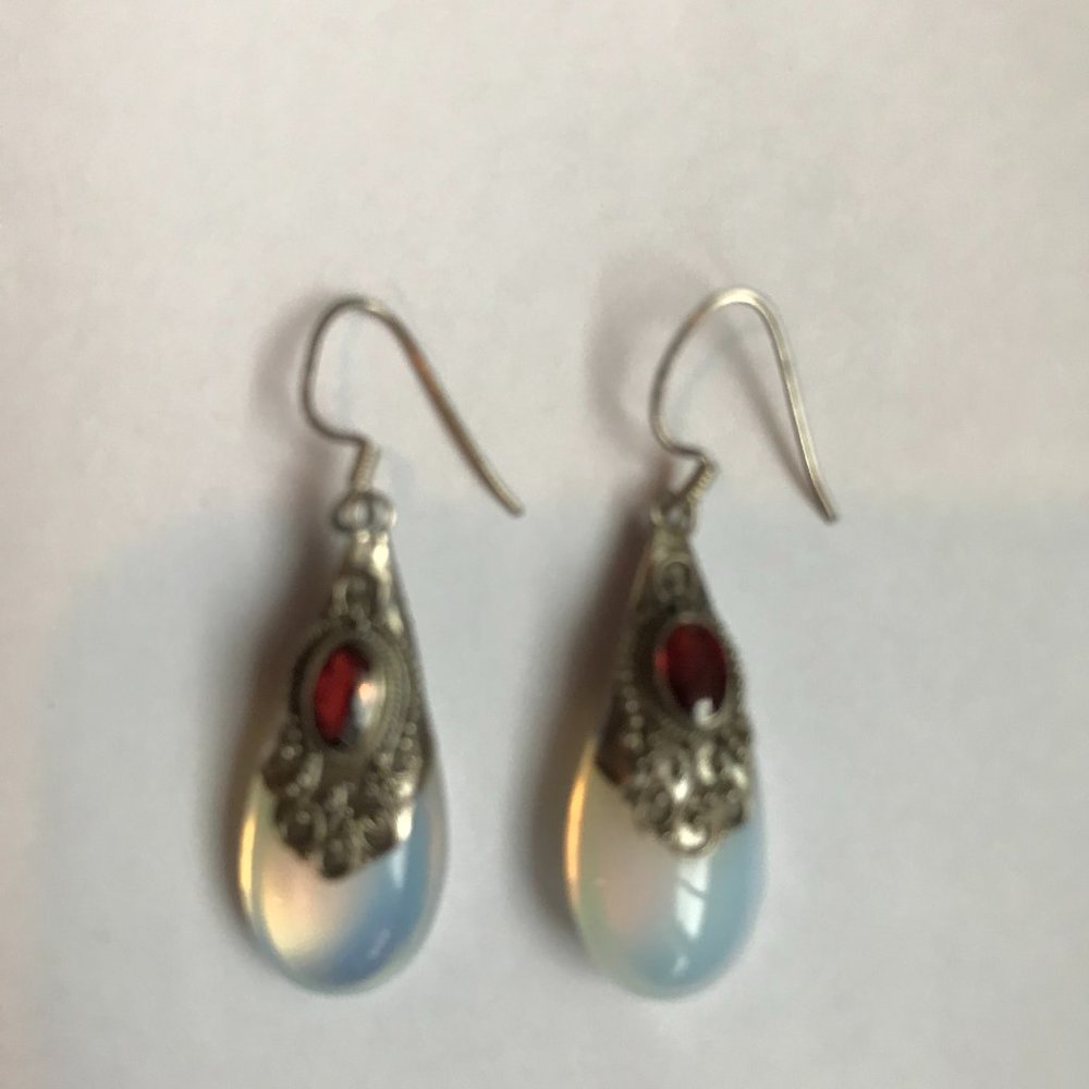 Silver and garnet earrings